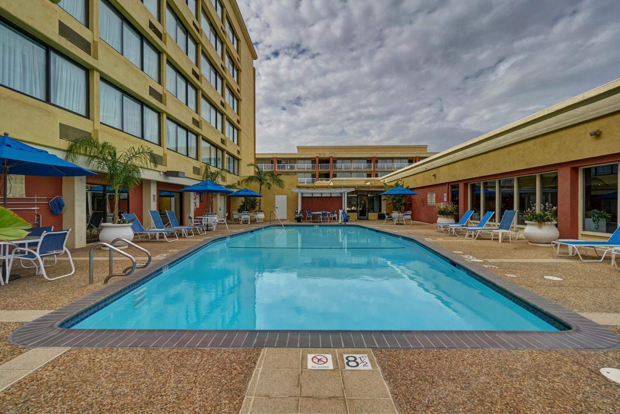 Clarion Hotel Concord-Walnut Creek Exteriör bild
